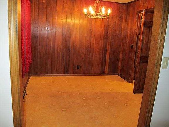 5th image of 217 E Dale Ave