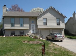 4801 Knox Ave, Shawnee, KS 66203