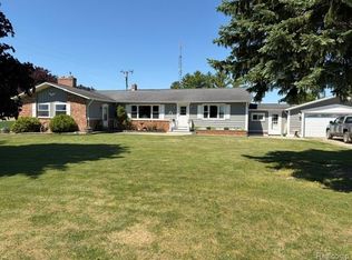 4815 Loree Rd, Deckerville, MI 48427