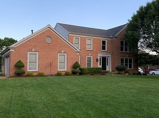 8350 Ridgevalley Ct, Cincinnati, OH 45247