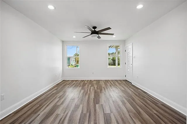 43 Labarre Pl — Photo 3