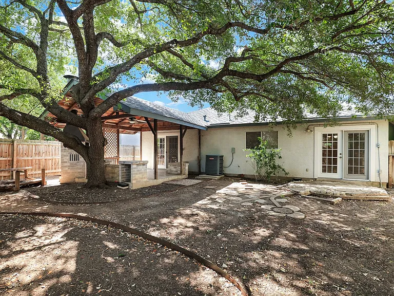 9535 Andrew Point — Photo 24