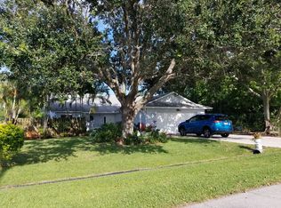 1689 SE Lorraine St, Port Saint Lucie, FL 34952