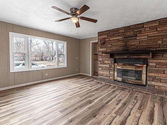 4th image of 2803 Fairview Ave
