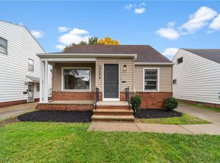 4086 Stonehaven Rd, South Euclid, OH 44121