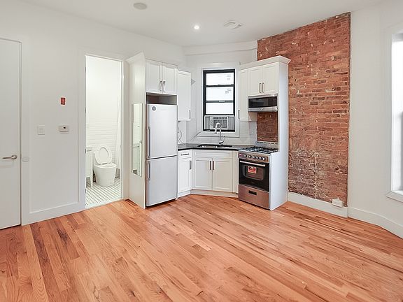 2nd image of 131 Herkimer St APT 5