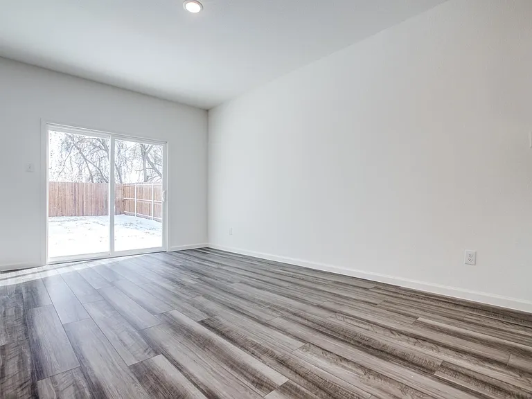 2621 Silver Leaf Ln — Photo 8