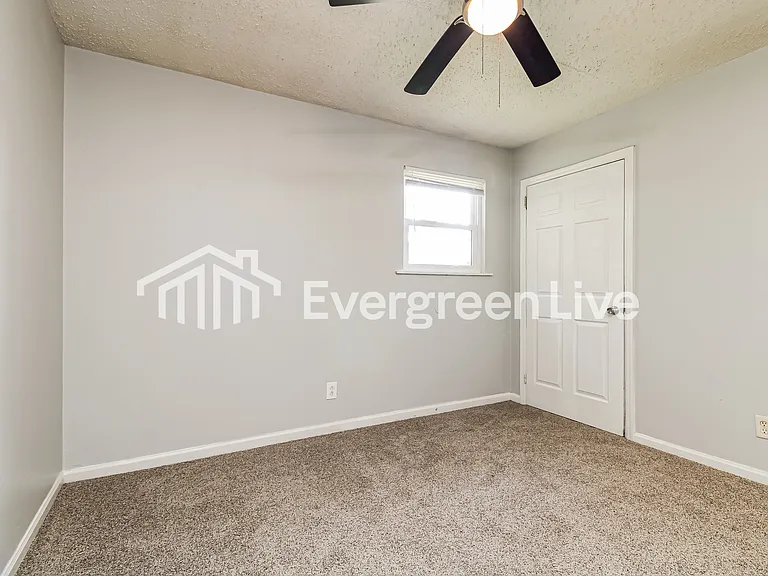 2357 Coco Rd — Photo 13