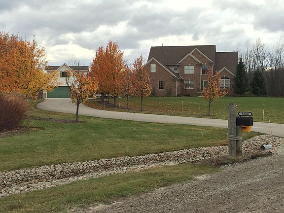 2nd image of 3800 Remington Ct