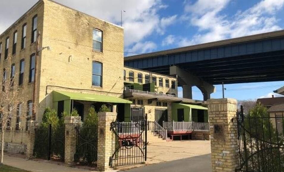 Stunning Walker's Point Apartment!