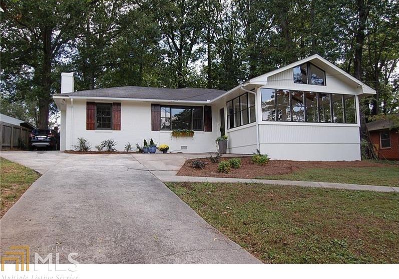 1st image of 2237 Woodberry Ln SE