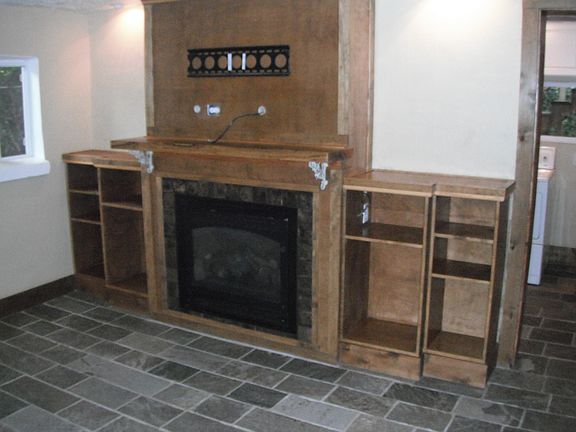 Gas fireplace/mantle