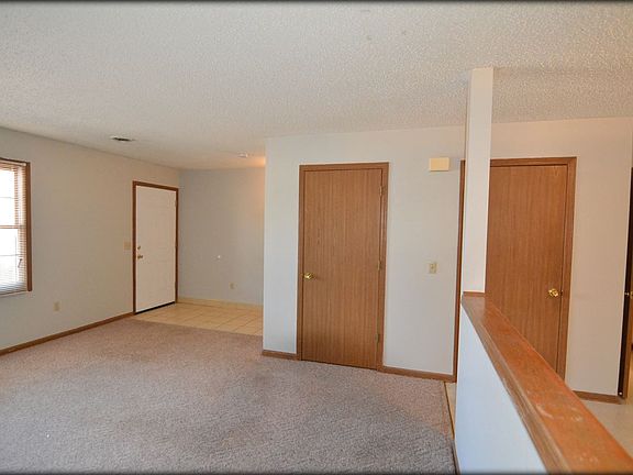 3rd image of 2517 Candle Crest Cir