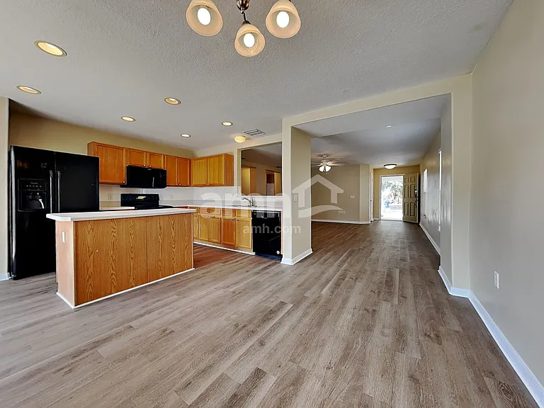 10512 Boyette Creek Blvd — Photo 6