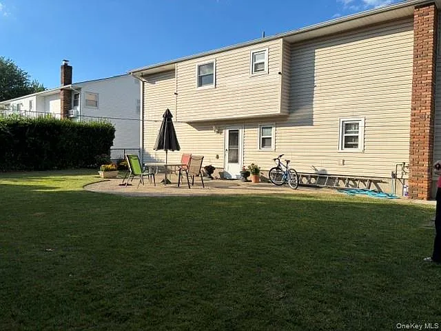 1 bed, 1.0 bath, 600 sqft, $2,400 — Photo 2