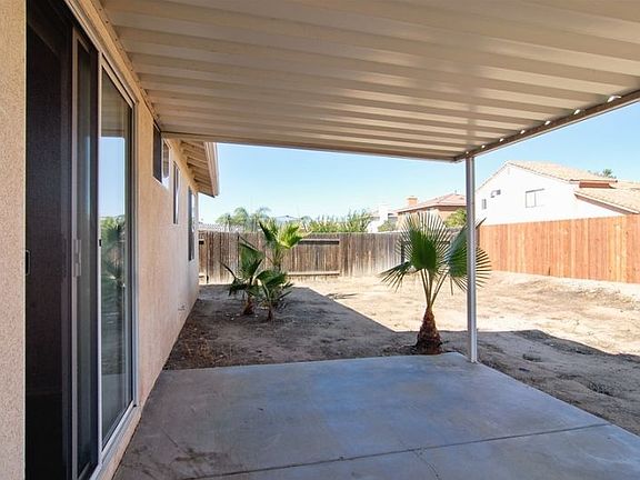 4th image of 16392 Emma Ln