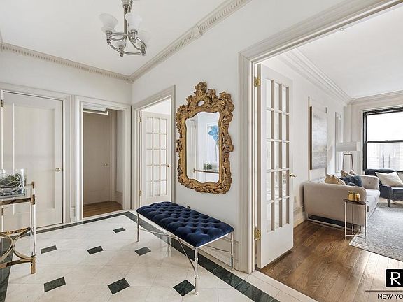 2nd image of 2460 Broadway #77