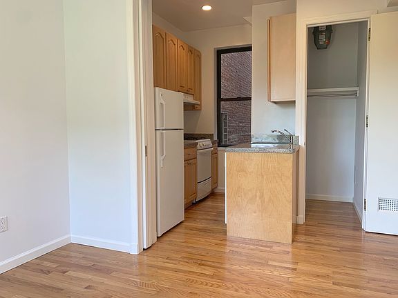 2nd image of 104 Sullivan St APT 18