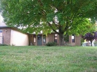 805 Mesman Dr, Grants Pass, OR 97527