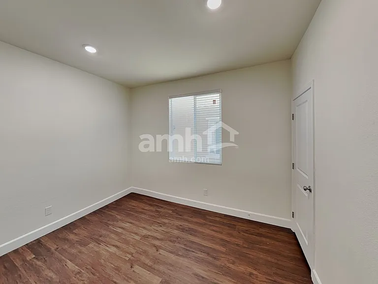 4753 Tire Swing St — Photo 13