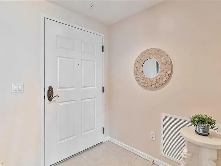 1001 Arbor Lake Dr #1406 — Photo 3