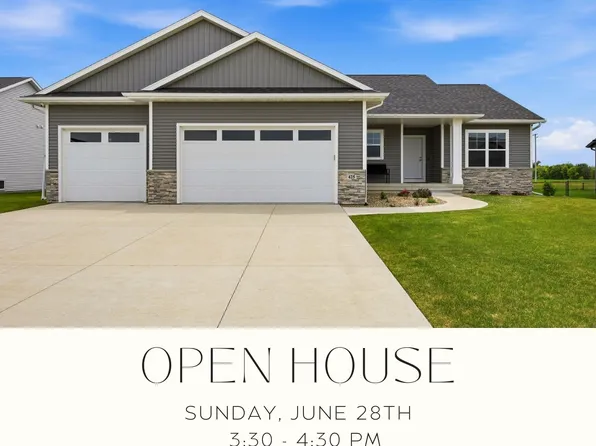 425 Dutch Dr, Robins, IA 52328