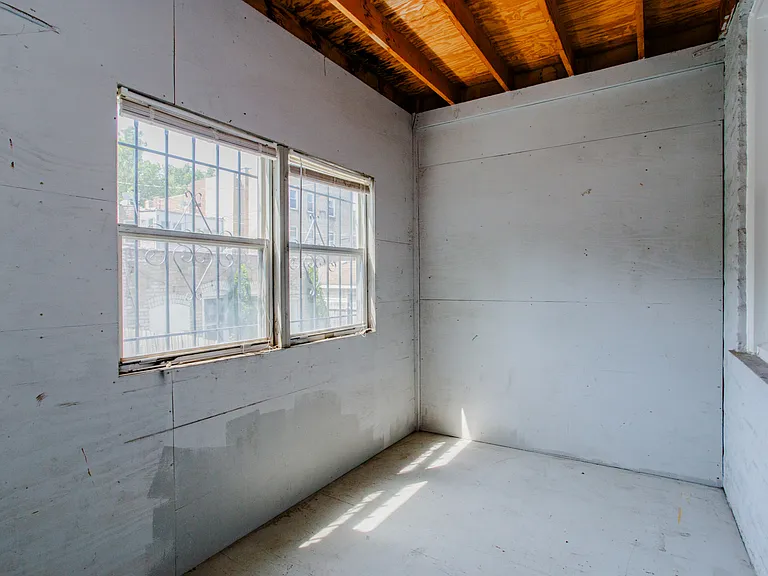 1315 W Foster Ave #1 — Photo 16
