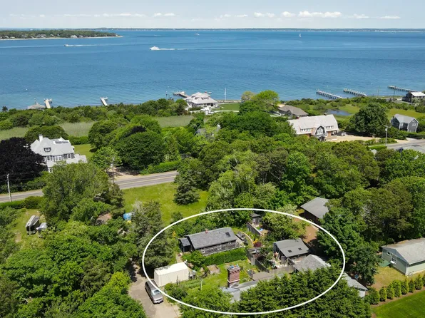 5 & 7 Lyme St, Vineyard Haven, MA 02568