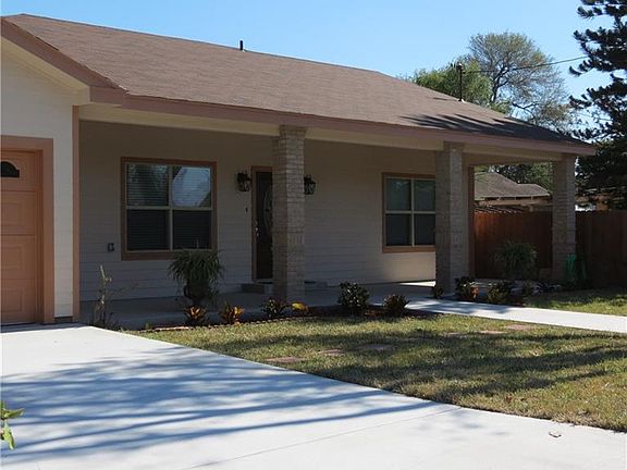 2nd image of 810 N 2nd 1/2 St