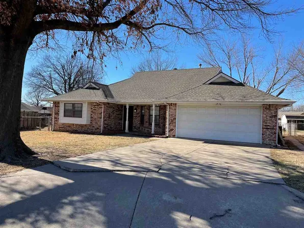 411 Wren Pl, Ponca City, OK 74601