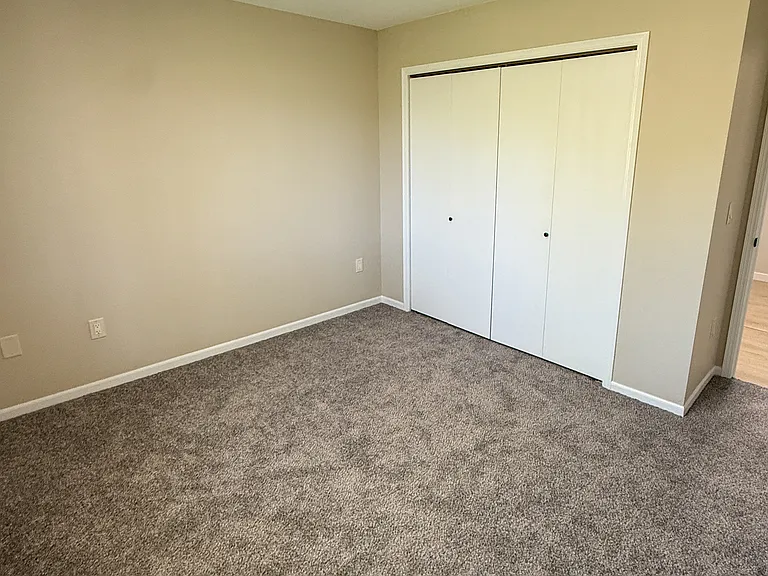 70 Circle Dr #2 — Photo 10