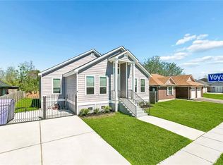 7271 Voyageur Dr, New Orleans, LA 70129