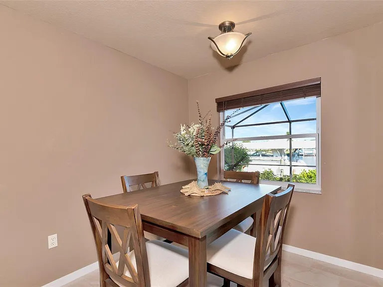 15564 Ruston Cir — Photo 19