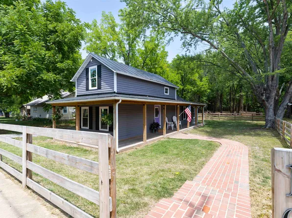 1009 B St, Waynesboro, VA 22980
