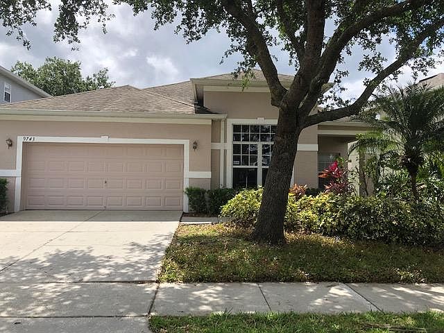 1st image of 9743 Heron Pointe Dr