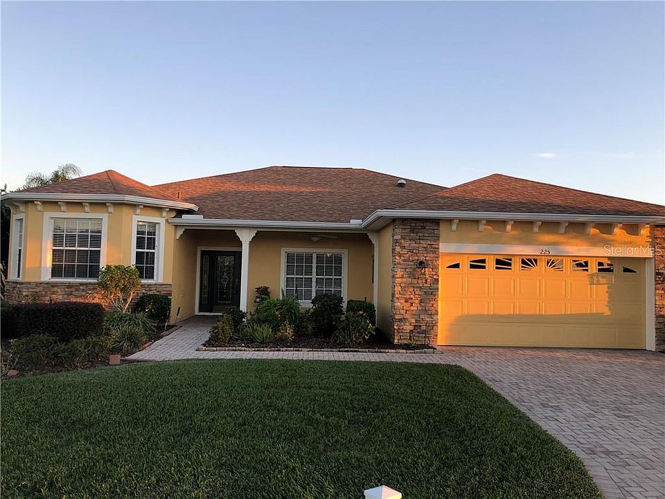 1st image of 225 New River Dr
