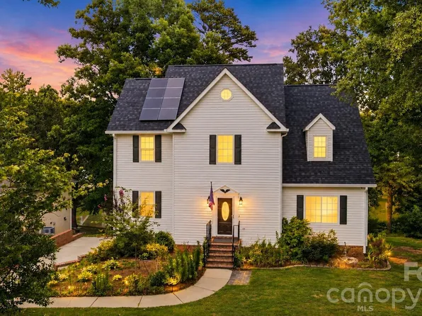 2628 Whitehall Ct, Rock Hill, SC 29732