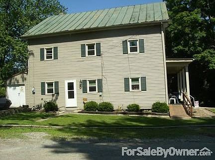 1st image of 108 E Elm St