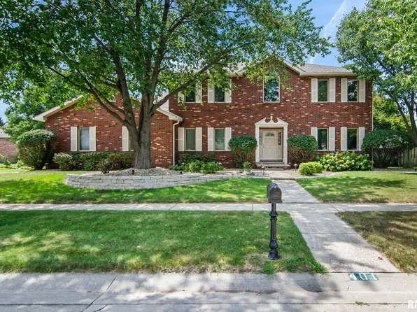 401 Colbrook Dr, Springfield, IL 62702