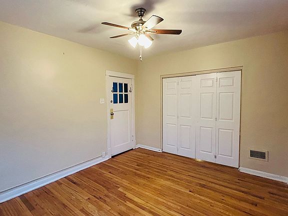5th image of 5225 Bancroft Ave APT 2E