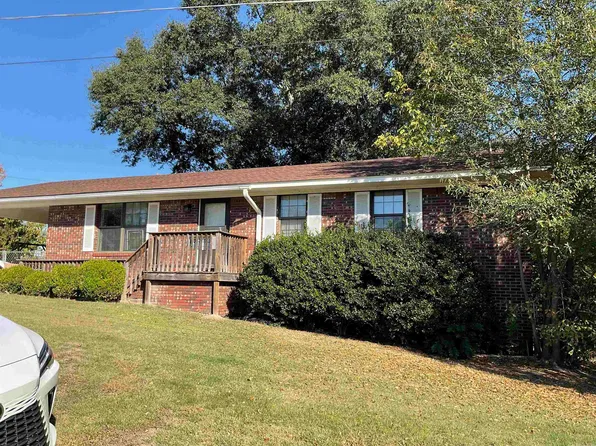 349 Hall St, Clinton, AR 72031