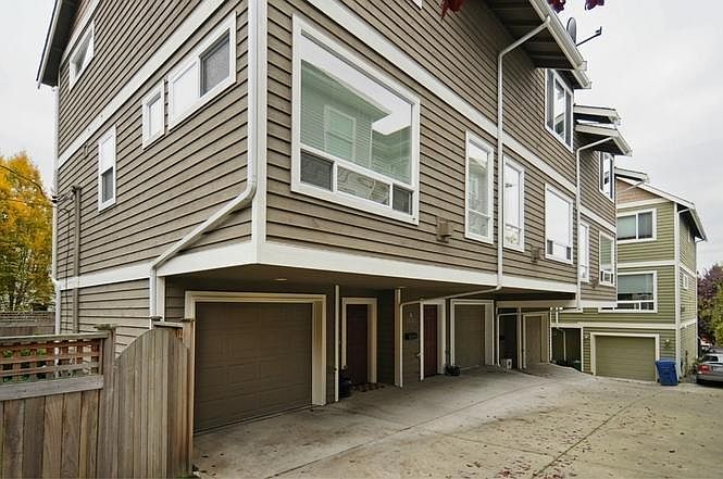 1st image of 3622 22nd Ave W