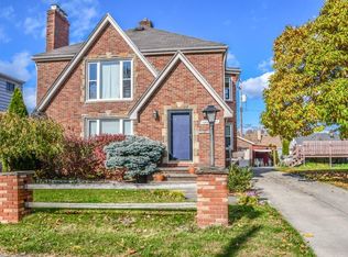 8018 Chesterfield Ave, Parma, OH