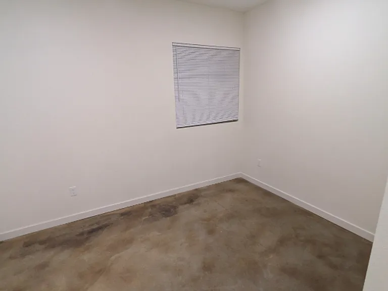 541 W Taylor Ave — Photo 7