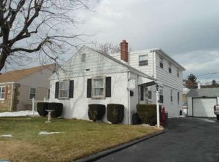 9232 Horatio Rd, Philadelphia, PA 19114