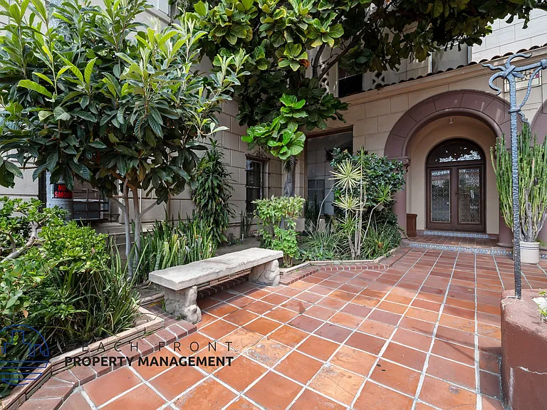 3333 W. 4th St. — Photo 23
