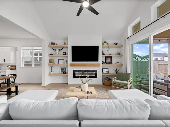 1407 Emma Lake Dr, Missouri City, TX 77459