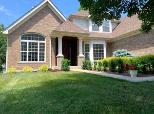 489 Prairieview Dr, Geneva, IL 60134