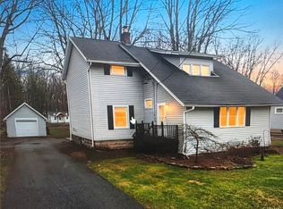 191 Straub Rd, Rochester, NY 14626