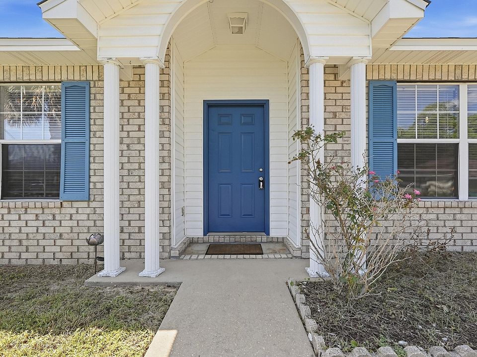 1st image of 83 Stowe Rd